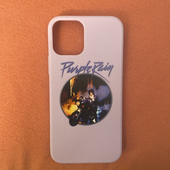 💟NWOT iPhone 12/12 PRO Purple Prince Case🌟 - Picture 2 of 3